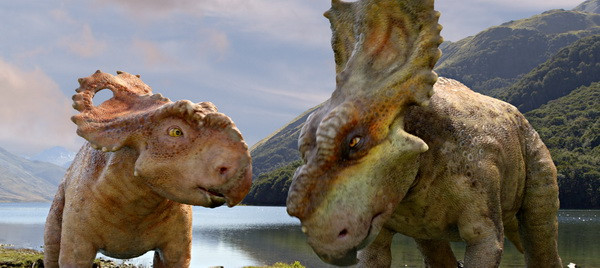 Phim xoay quanh câu chuyện về một gia đình khủng long thuộc loài Pachyrhinosaurus to lớn và nhân vật chính Patchi còi cọc Trở lại thời tiền sử cùng "Dạo bước cùng khủng long" ảnh 1