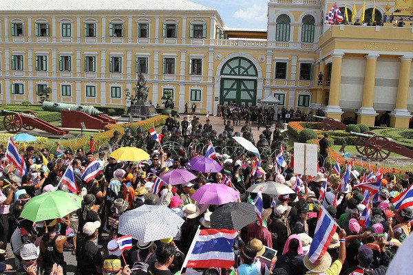 Quân đội Thái không đứng về bên nào trong xung đột chính trị ảnh 1