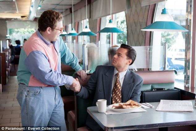 Cuộc sống xa xỉ của "sói phố Wall" trong đời thực ảnh 3