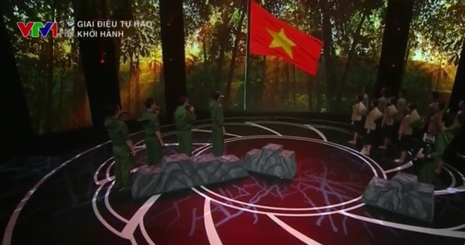 Xúc động với phần trình bày bài quốc ca trong "Giai điệu tự hào" ảnh 1