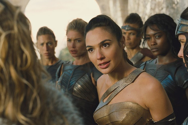 Wonder Woman: Nữ thần chiến binh cứu vãn "vũ trụ anh hùng DC" ảnh 2