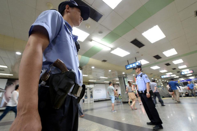 Trung Quốc bắt 2 kẻ "khủng bố" định đánh bom tại Ôn Châu ảnh 1