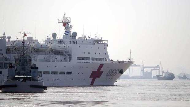 Tàu bệnh viện Trung Quốc cứu trợ Philippines sau bão Haiyan ảnh 1