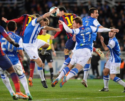 Kết quả đêm qua: Barca thua sốc, Nga lên dẫn đầu Sochi ảnh 1