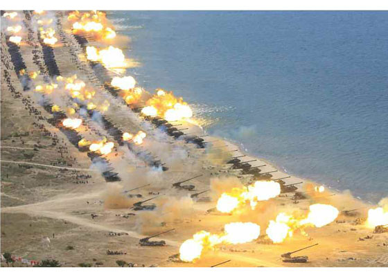 Cận cảnh lãnh đạo Triều Tiên Kim Jong-un thị sát tập trận ảnh 11