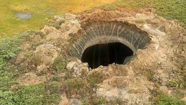 Phát hiện miệng hố khổng lồ thứ hai ở "nơi tận cùng thế giới" ảnh 1