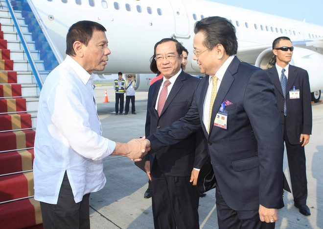 Tổng thống Philippines Duterte đã đến Nội Bài, bắt đầu thăm Việt Nam ảnh 3