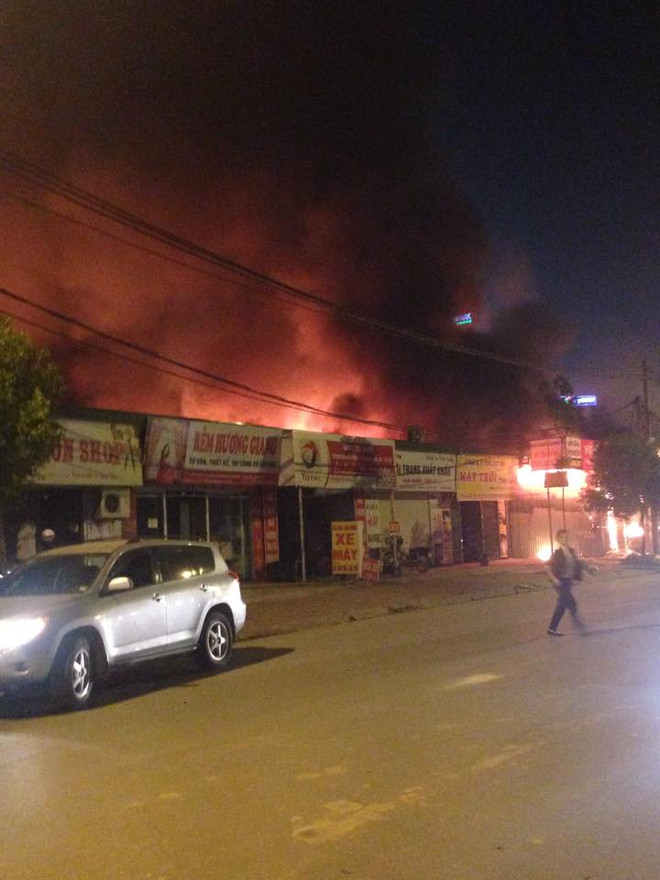 Hà Nội: Cháy lớn tại khu Nam Trung Yên, gần tòa nhà Keangnam ảnh 4