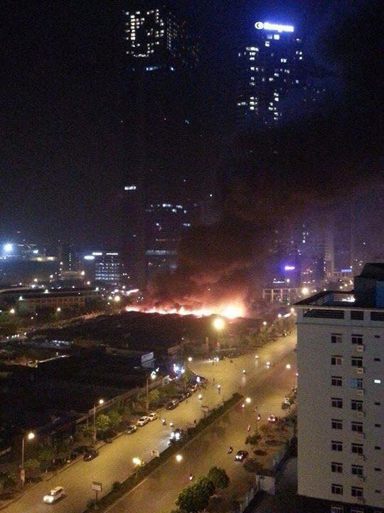 Hà Nội: Cháy lớn tại khu Nam Trung Yên, gần tòa nhà Keangnam ảnh 3