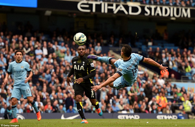 Aguero ghi cả 4 bàn giúp Man City "hủy diệt" Tottenham ảnh 1