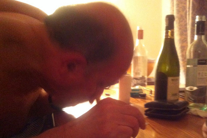 Nghị sĩ Anh từ chức vì bê bối dùng ma túy với gái mại dâm ảnh 1