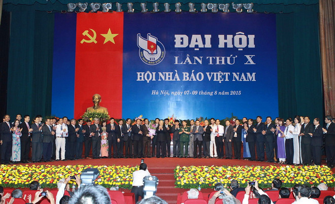 Ông Thuận Hữu tiếp tục giữ chức Chủ tịch Hội Nhà báo Việt Nam khóa X ảnh 2