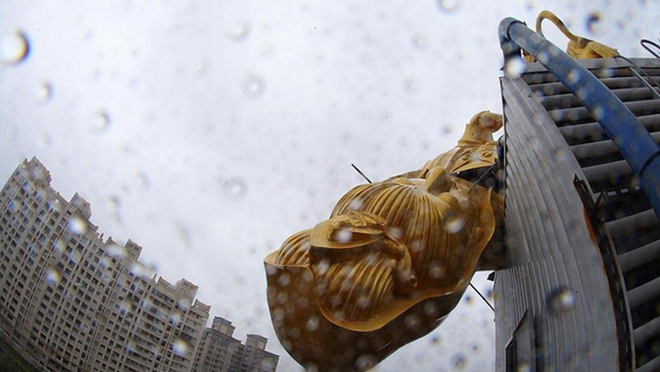 Siêu bão Soudelor quật đổ tượng Phật Bà Quan Âm ở Đài Loan ảnh 2