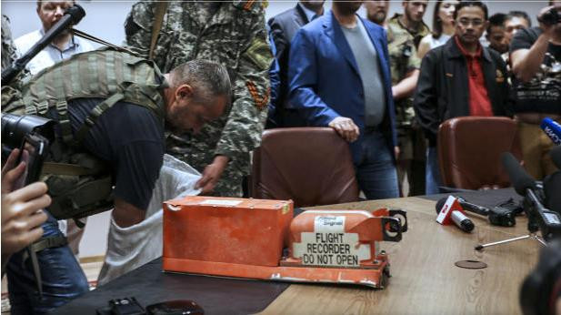 Dữ liệu hộp đen MH17 cho kết quả ứng với một vụ nổ tên lửa ảnh 1