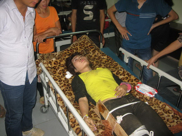 Vụ xe khách lao xuống vực ở Sa Pa: Có 12 người đã tử vong ảnh 1