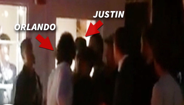 Tài tử Orlando Bloom "tung chưởng" vào mặt Justin Bieber ảnh 1