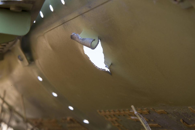 Những hình ảnh chứng minh MH17 đã bị bắn bằng tên lửa ảnh 3