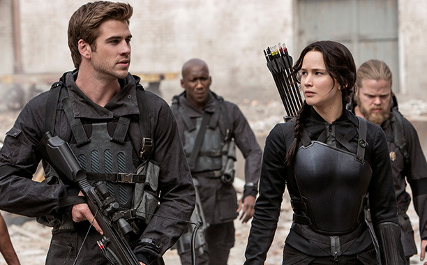 "Hunger Games: Mockingjay 1" và sự bạo liệt của "đấu trường chính trị" ảnh 1