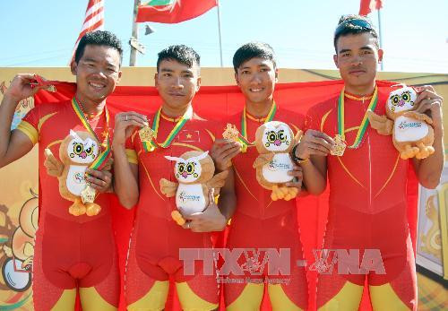 Nhìn lại ngày thi đấu thành công của Việt Nam ngày 16/12 ảnh 2