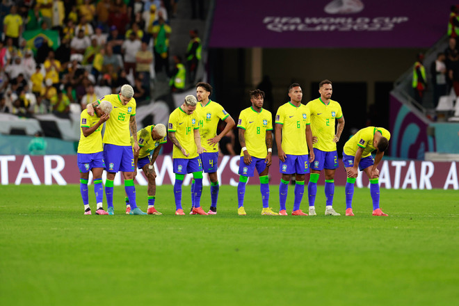 [Photo] Nước mắt lăn dài trên má Neymar, Brazil chia tay World Cup ảnh 3