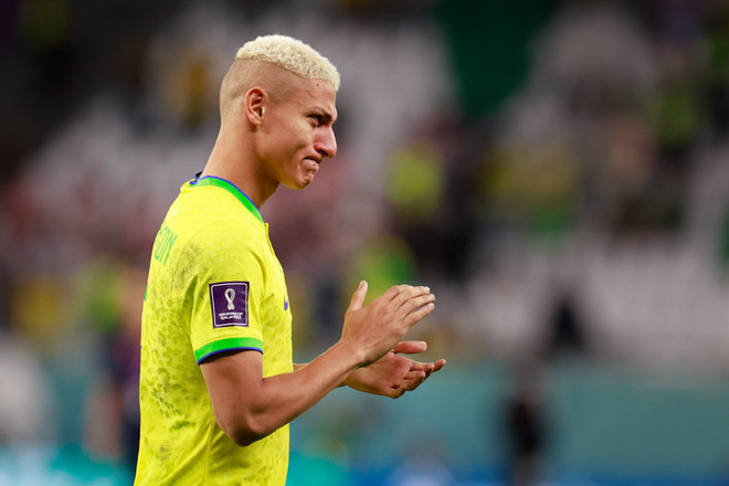 [Photo] Nước mắt lăn dài trên má Neymar, Brazil chia tay World Cup ảnh 11