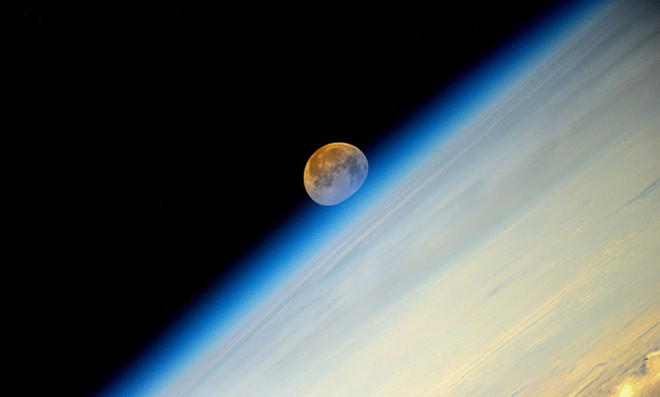 [Photo] "Siêu Trăng" và mưa sao băng trong ngày Rằm tháng Bảy ảnh 7