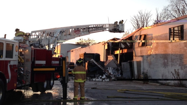 Nổ lớn tại một nhà máy ở Canada khiến 5 người bị thương ảnh 1