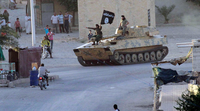 Lavrov: Mỹ nương tay với IS để làm suy yếu Tổng thống Assad ảnh 1