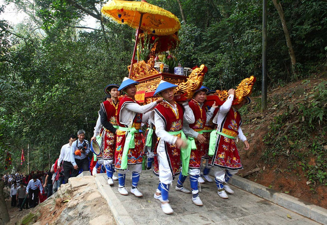 [Photo] Thành kính dâng hương giỗ Quốc Tổ Hùng Vương ảnh 5