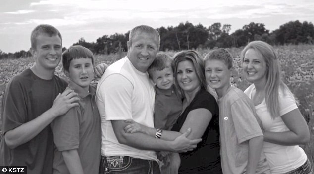 “Người đến sau” nói về chuyện cổ tích mùa Giáng Sinh ảnh 1