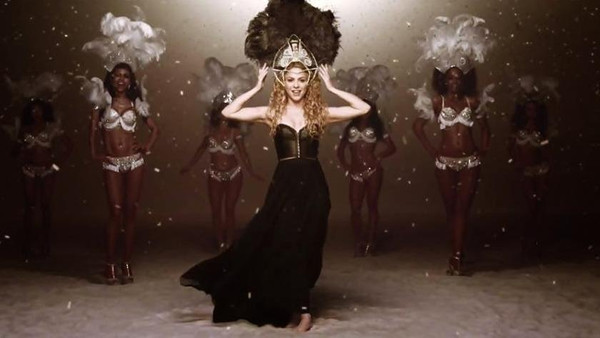 [Video] Các sao bóng đá tham gia MV về World Cup của Shakira ảnh 1