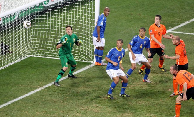 Những cuộc đối đầu hấp dẫn trong lịch sử giữa Brazil và Hà Lan ảnh 2