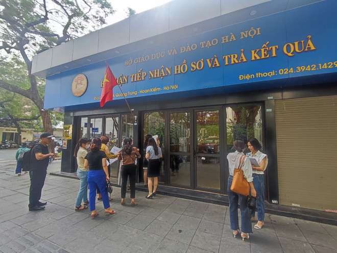 Hà Nội: Phụ huynh kiến nghị gì trong vụ đề thi Toán vào 10 bị mờ? ảnh 3