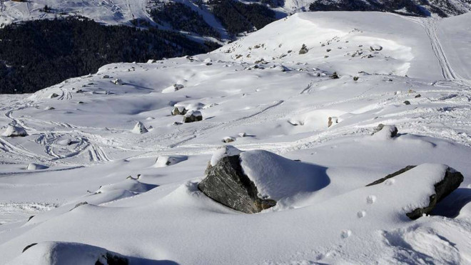 Công bố ảnh hiện trường vụ tai nạn của Schumacher ảnh 2