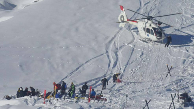 Công bố ảnh hiện trường vụ tai nạn của Schumacher ảnh 1