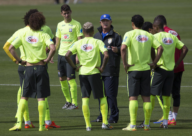 Scolari đang đứng trước cơ hội lịch sử hai lần vô địch thế giới ảnh 1