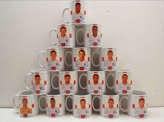 Tổng thống Mỹ Obama "thay" Smalling đá hậu vệ tuyển Anh ảnh 2