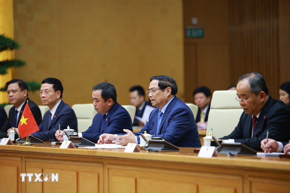 Thủ tướng Phạm Minh Chính phát biểu tại cuộc hội kiến Chủ tịch Hội đồng châu Âu António Costa. (Ảnh: Dương Giang/TTXVN)