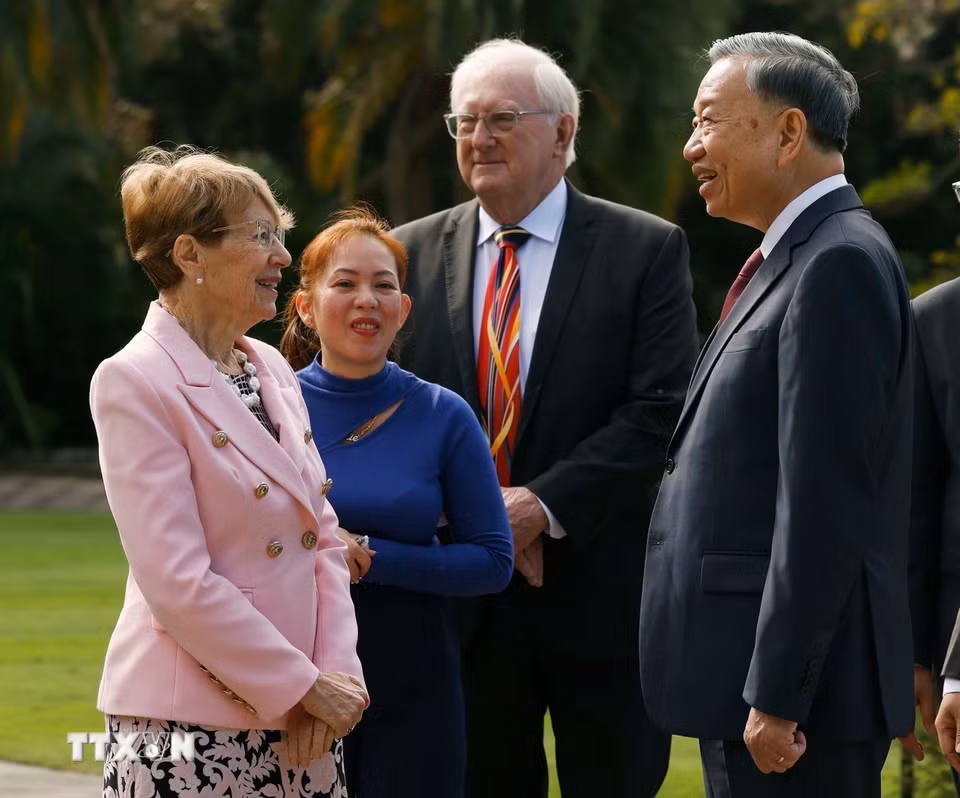 Tổng Bí thư, Chủ tịch nước Tô Lâm gặp bà Margaret Beazley, Thống đốc bang New South Wales (Australia). (Ảnh: Thống Nhất/TTXVN)