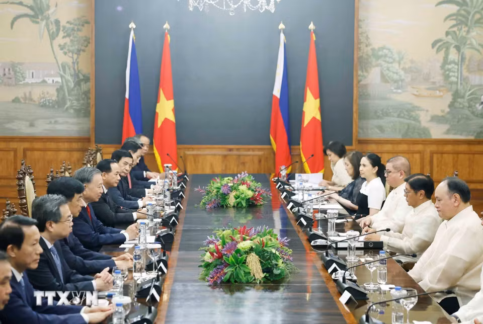Tổng Bí thư, Chủ tịch nước Tô Lâm và Tổng thống Philippines Ferdinand Romualdez Marcos Jr. hội đàm cấp Nhà nước. (Ảnh: Thống Nhất/TTXVN)