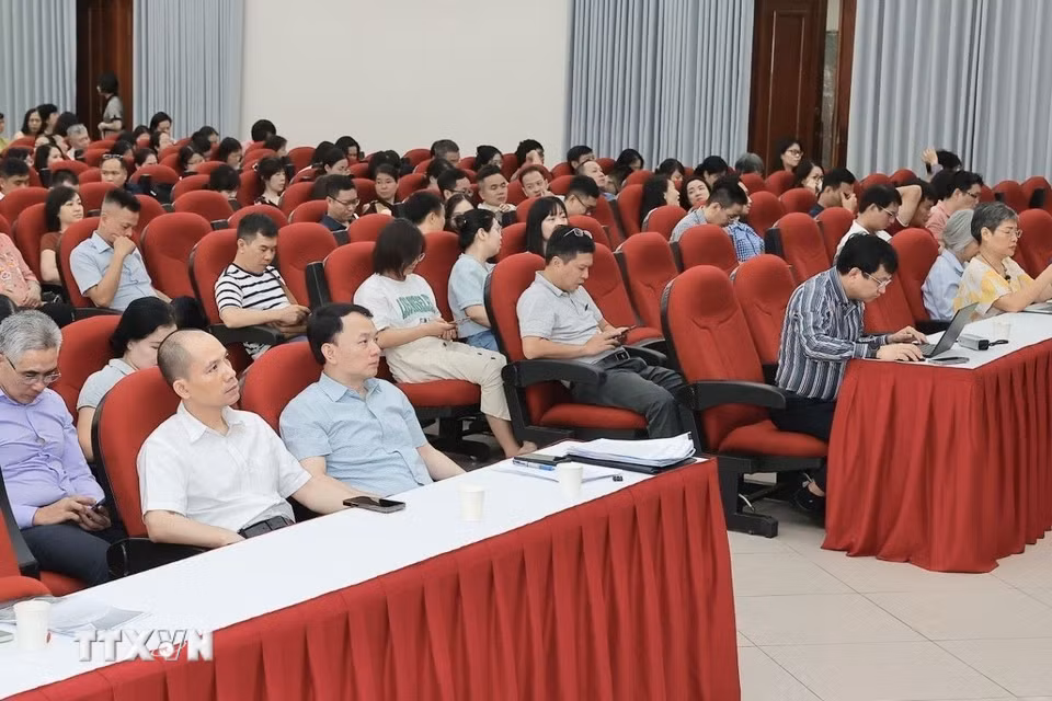 Cán bộ, đảng viên thuộc Đảng bộ Thông tấn xã Việt Nam tham dự Hội nghị. (Ảnh: Minh Quyết/TTXVN)