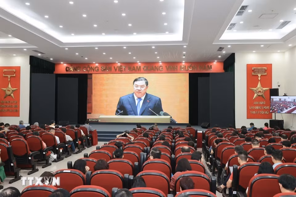 Cán bộ, đảng viên thuộc Đảng bộ Thông tấn xã Việt Nam tham dự Hội nghị. (Ảnh: Minh Quyết/TTXVN)