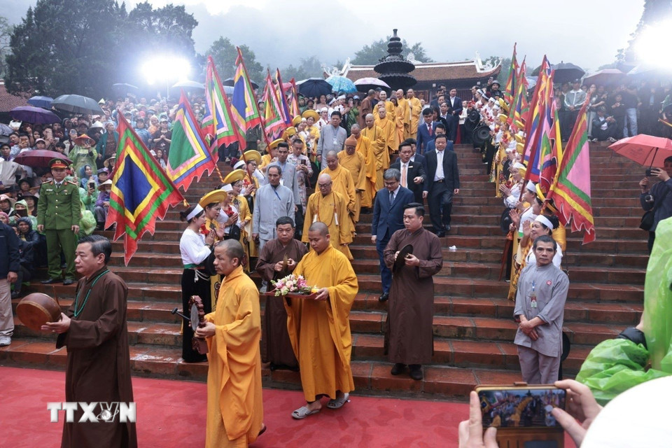 Quang cảnh lễ khai hội. (Ảnh: Trần Việt/TTXVN)