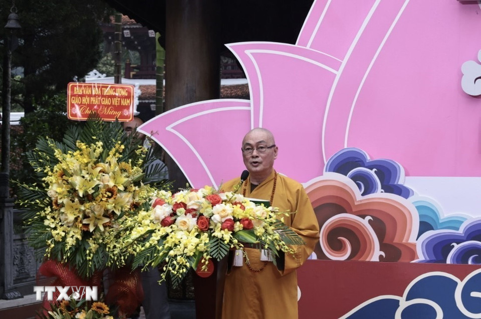Hòa thượng Thích Thanh Hiền phát biểu khai hội. (Ảnh: Trần Việt/TTXVN)