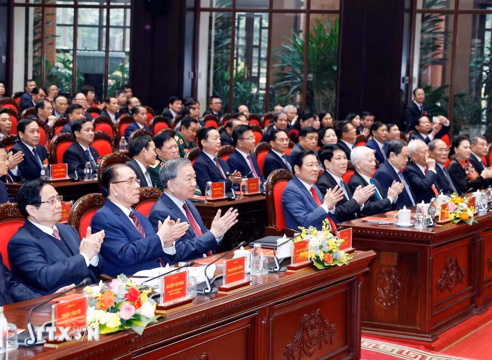 Tổng Bí thư Tô Lâm và các đại biểu tại Lễ kỷ niệm. (Ảnh: Thống Nhất/TTXVN)