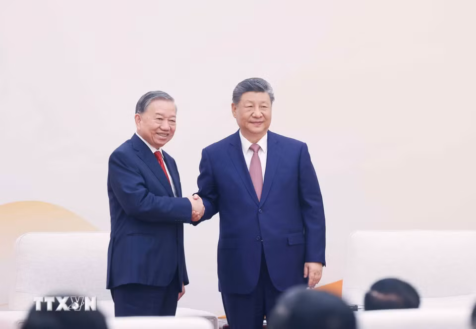 Tổng Bí thư, Chủ tịch nước Tô Lâm và Tổng Bí thư, Chủ tịch nước Tập Cận Bình gặp gỡ thanh niên hai nước- Ảnh 1.