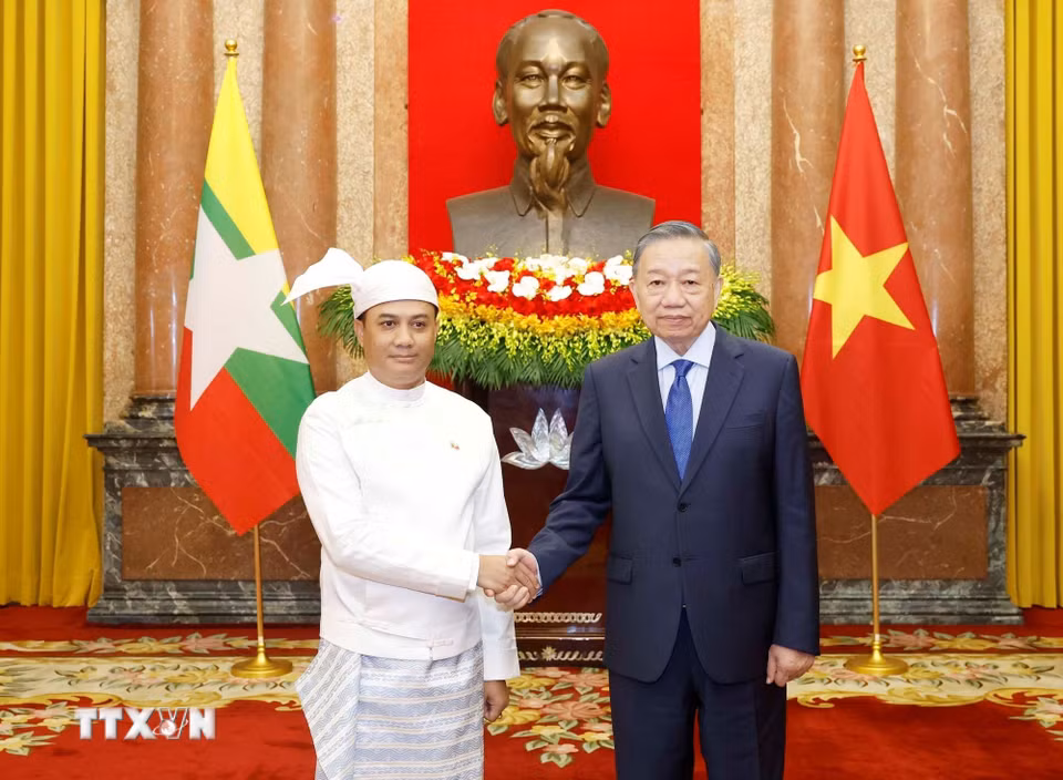 Tổng Bí thư, Chủ tịch nước Tô Lâm tiếp Đại sứ các nước trình Quốc thư- Ảnh 14.