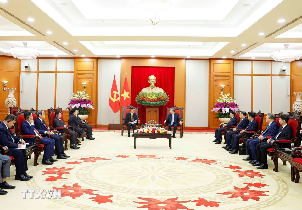 Tổng Bí thư Tô Lâm tiếp đồng chí Thượng tướng Vanthong Kongmany, Bí thư Trung ương Đảng, Bộ trưởng Bộ Công an Lào. (Ảnh: Thống Nhất/TTXVN)