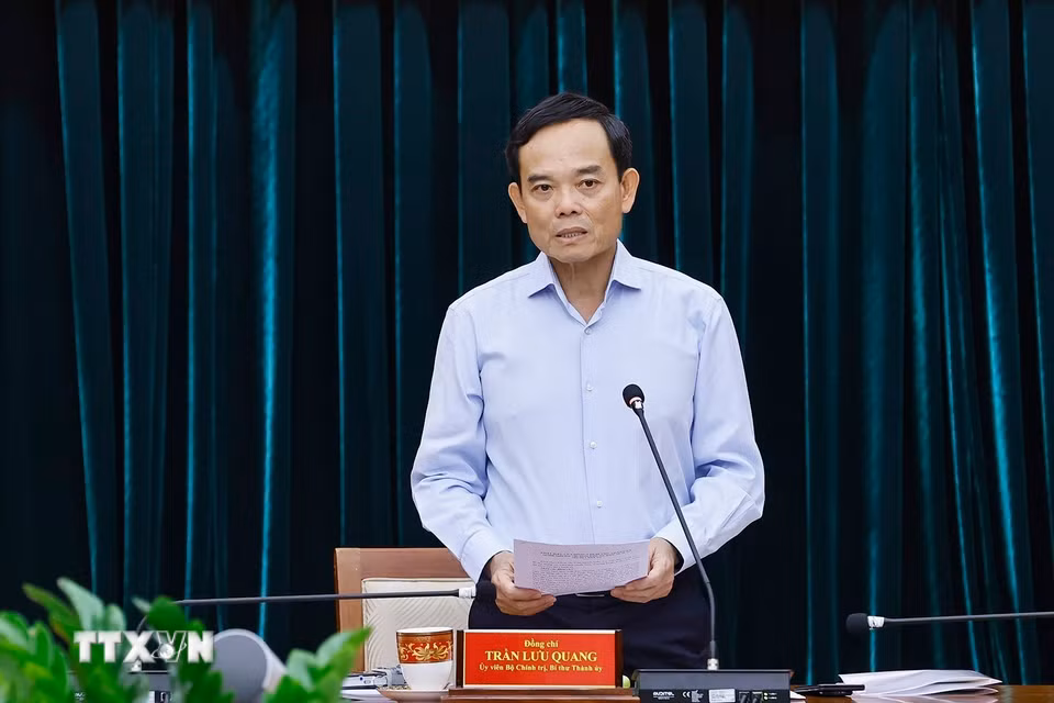 Bí thư Thành ủy Thành phố Hồ Chí Minh Trần Lưu Quang phát biểu ý kiến. (Ảnh: Doãn Tấn/TTXVN)
