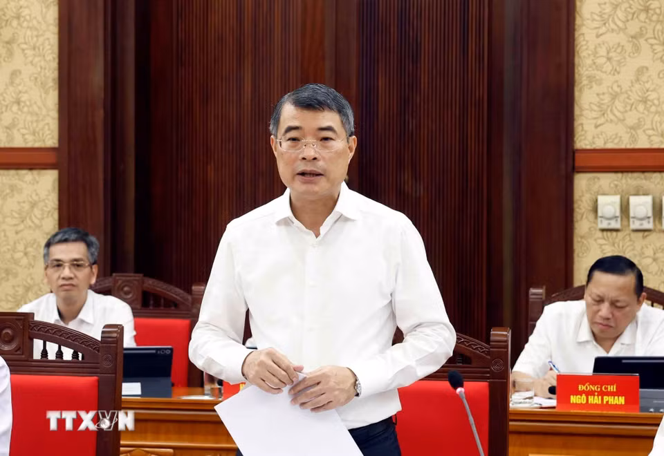 Đồng chí Lê Minh Hưng, Ủy viên Bộ Chính trị, Bí thư Đảng ủy Chính phủ, Thủ tướng Chính phủ, Trưởng Ban Chỉ đạo phát biểu. (Ảnh: Thống Nhất/TTXVN)